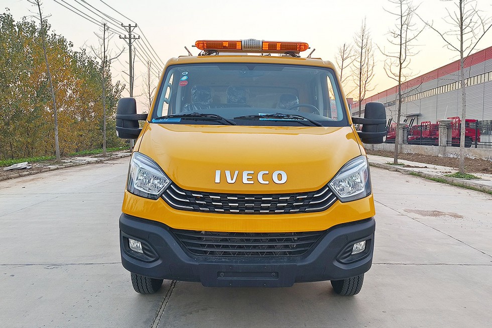 齊東方牌依維柯救險車-1000方排水量 齊東方牌依維柯救險車-1000方排水量
